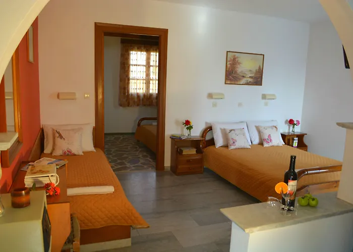 Dimitra מלון דירות Kastrákion