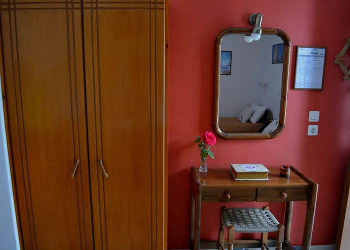 מלון דירות Dimitra Kastrákion